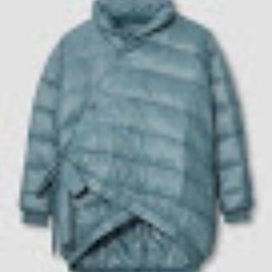 NWT Puffer Jacket in Storm